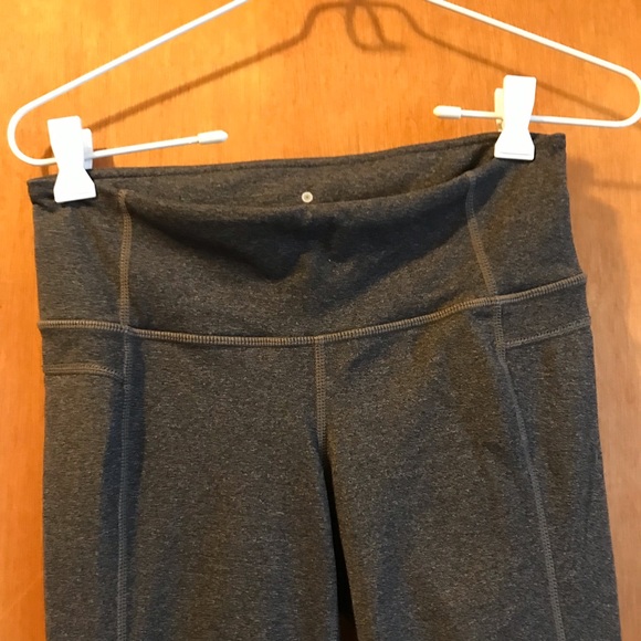 Athleta Women’s workout leggings pants - Picture 3 of 7